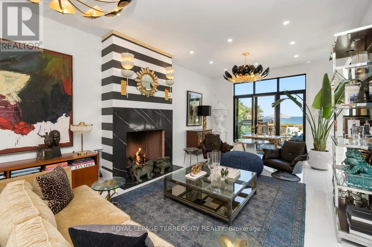 711 BEACH BOULEVARD