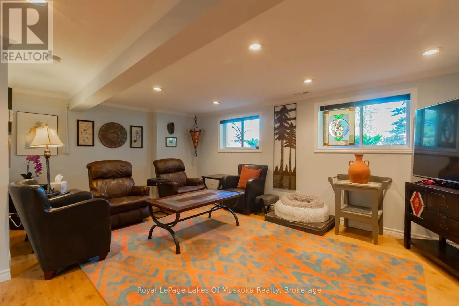 11 MEADOW PARK DRIVE