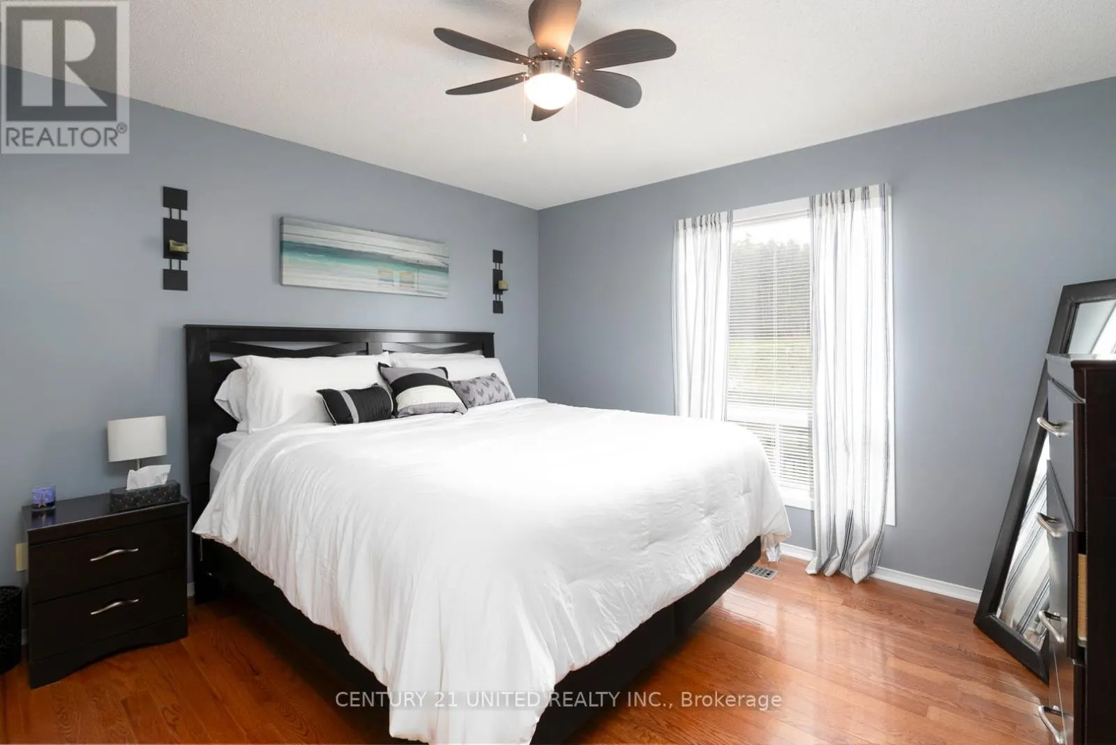 1301 EAGLE CRESCENT