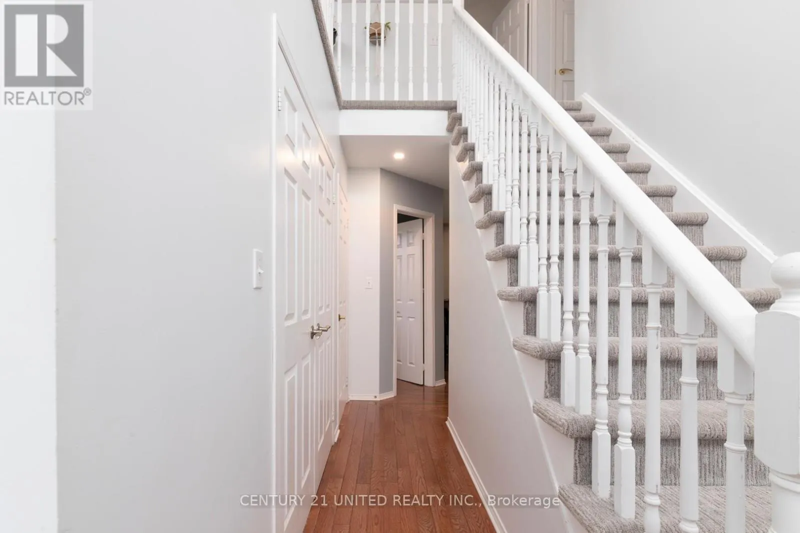 1301 EAGLE CRESCENT