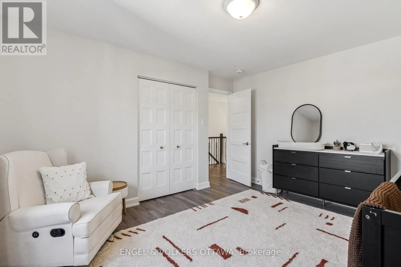 529 LUCENT STREET