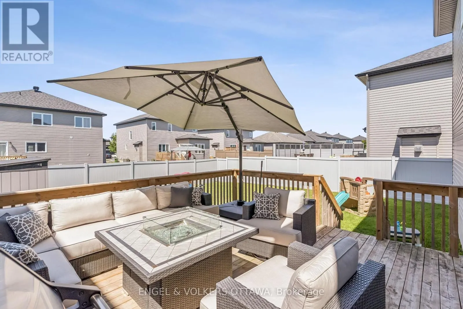 529 LUCENT STREET