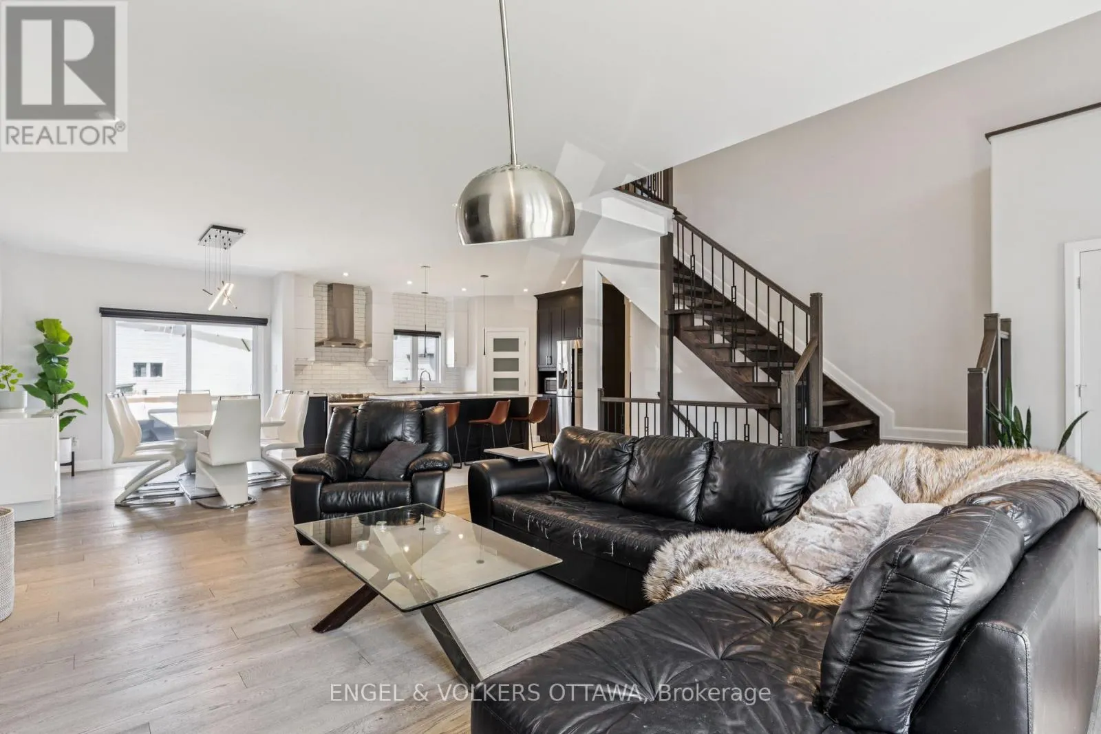 529 LUCENT STREET
