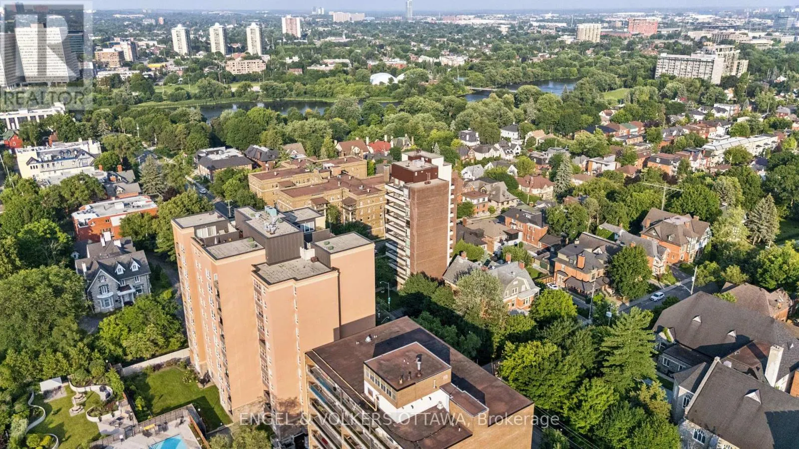 8A - 400 LAURIER AVENUE E