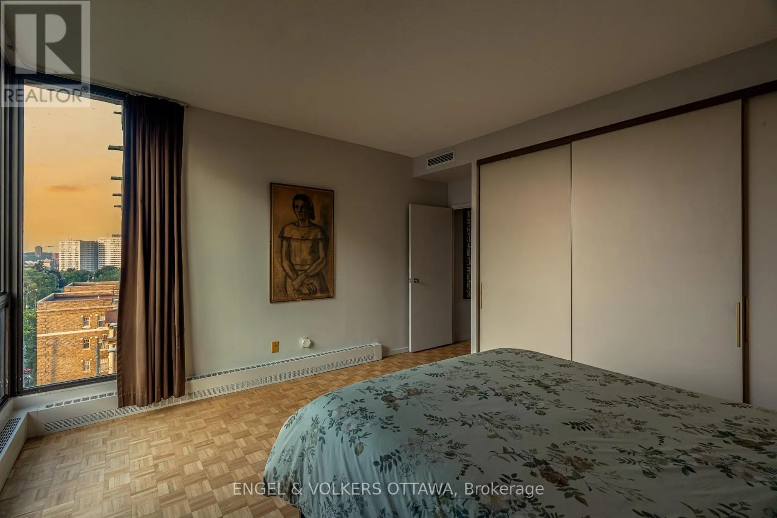 8A - 400 LAURIER AVENUE E