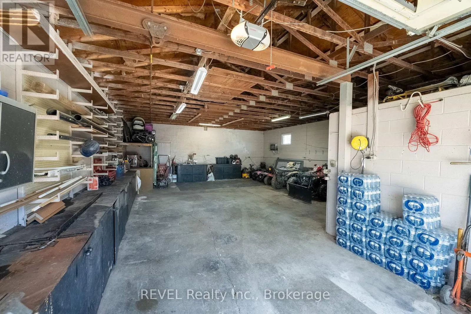 350 KEMP ROAD W