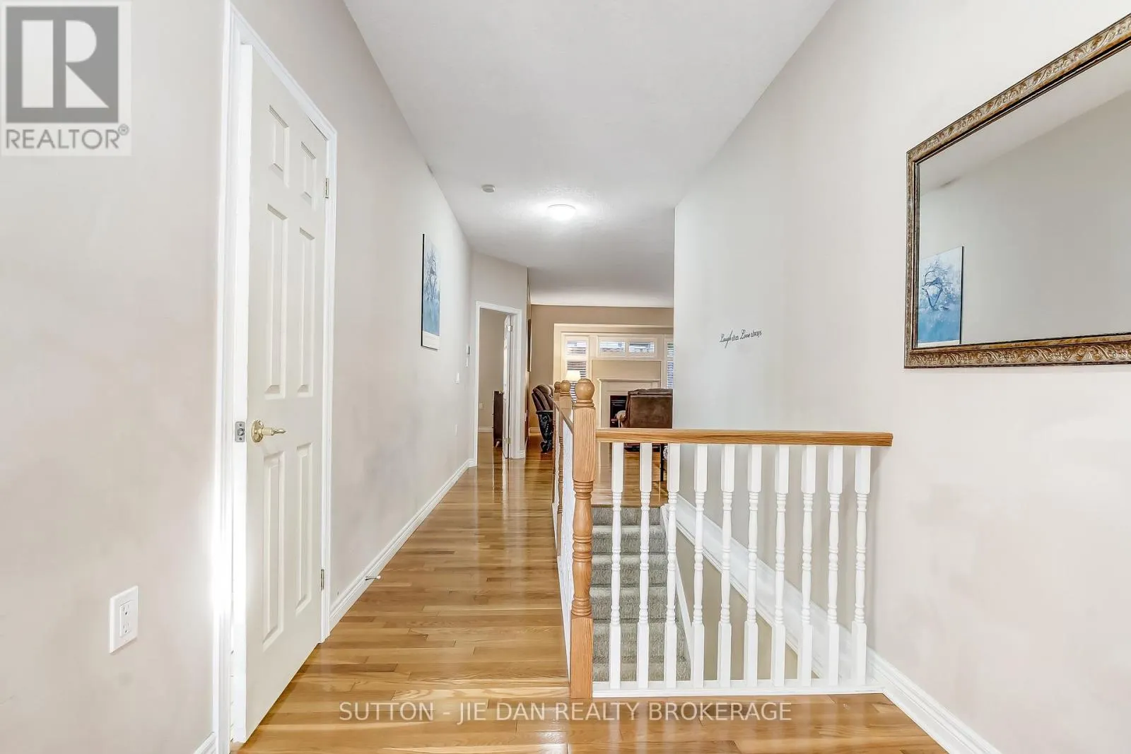 23 - 1574 RICHMOND STREET, #23