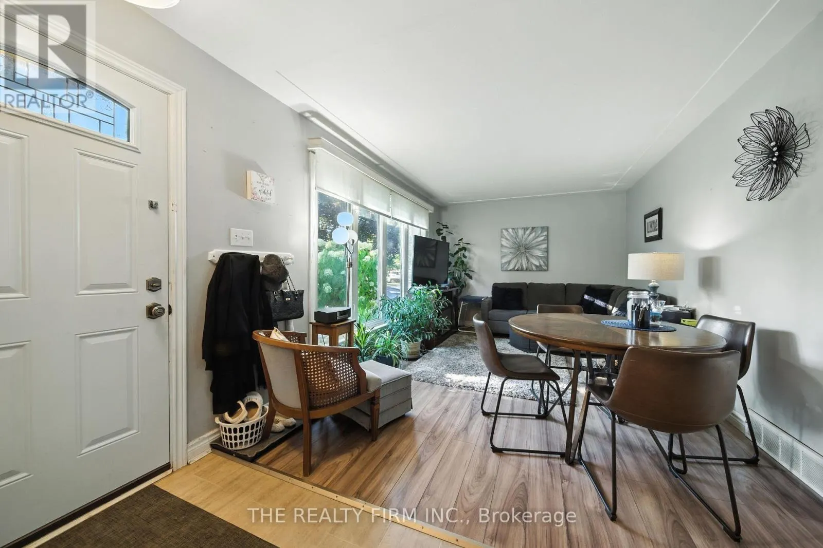 217 MANITOULIN DRIVE E