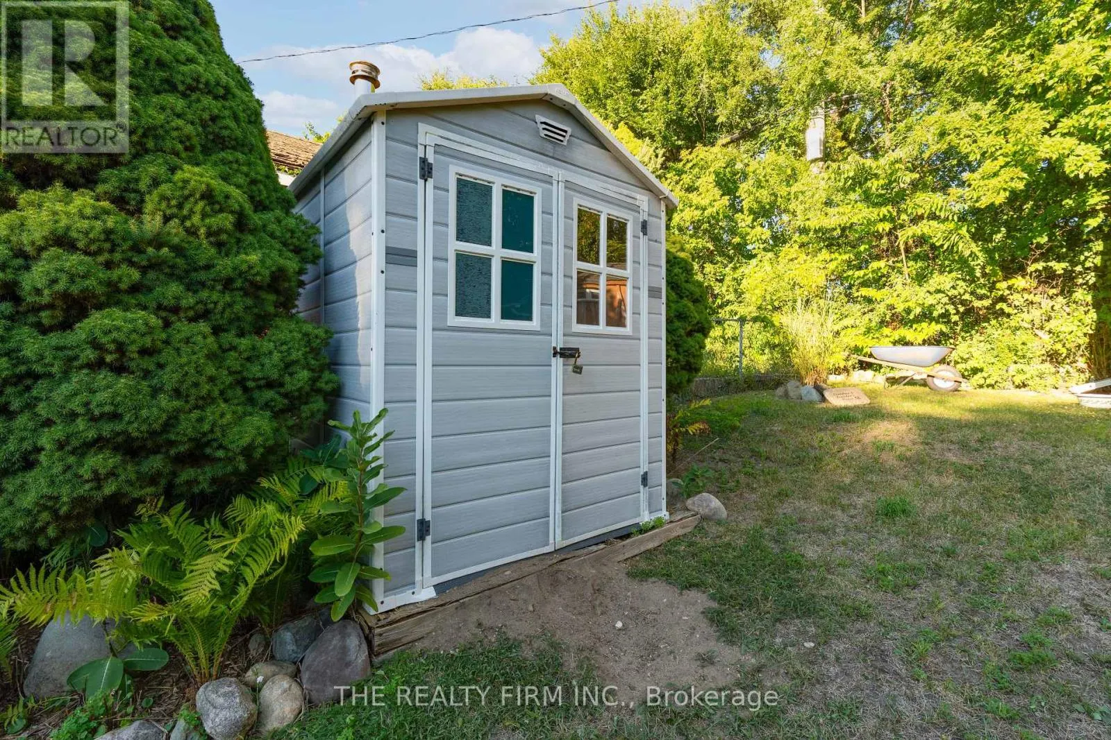 217 MANITOULIN DRIVE E