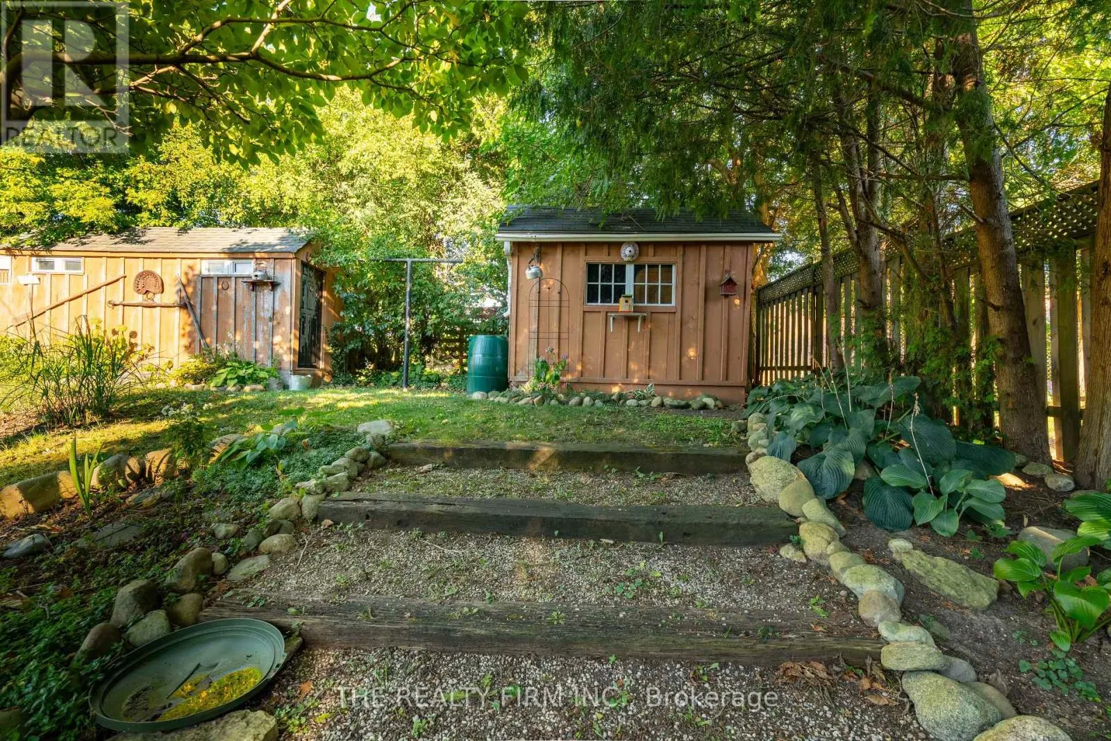 217 MANITOULIN DRIVE E