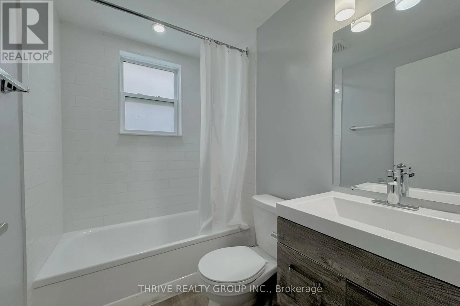 5 - 100 KING EDWARD AVENUE, #5