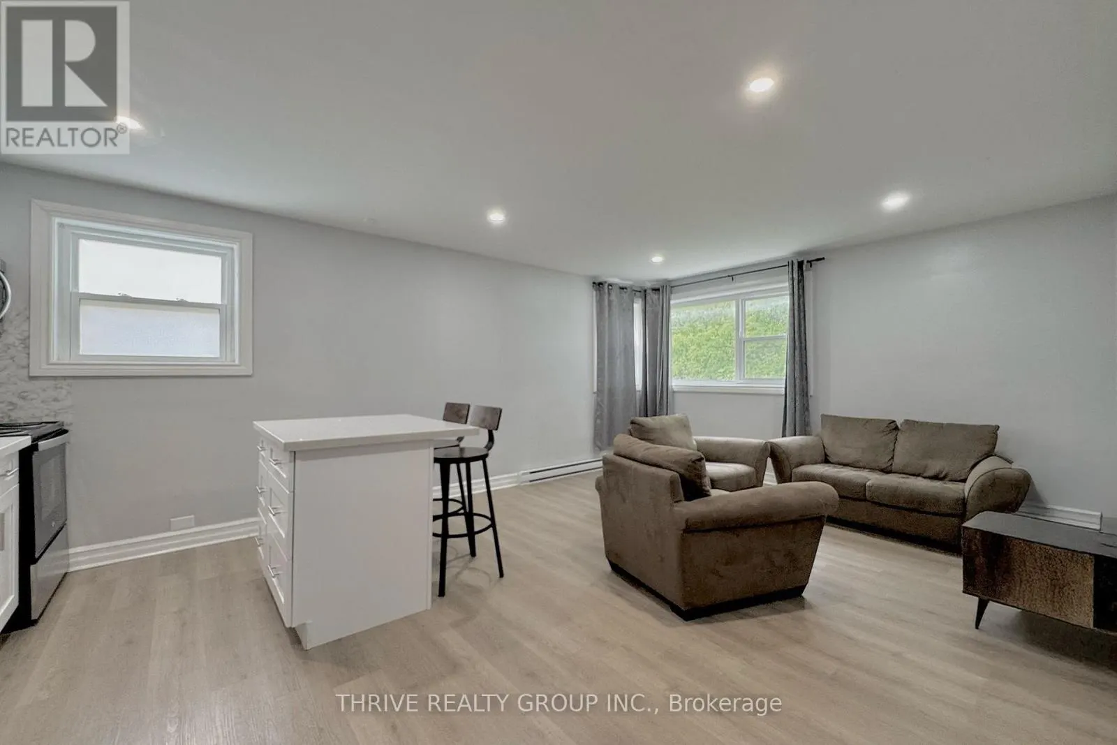 5 - 100 KING EDWARD AVENUE, #5