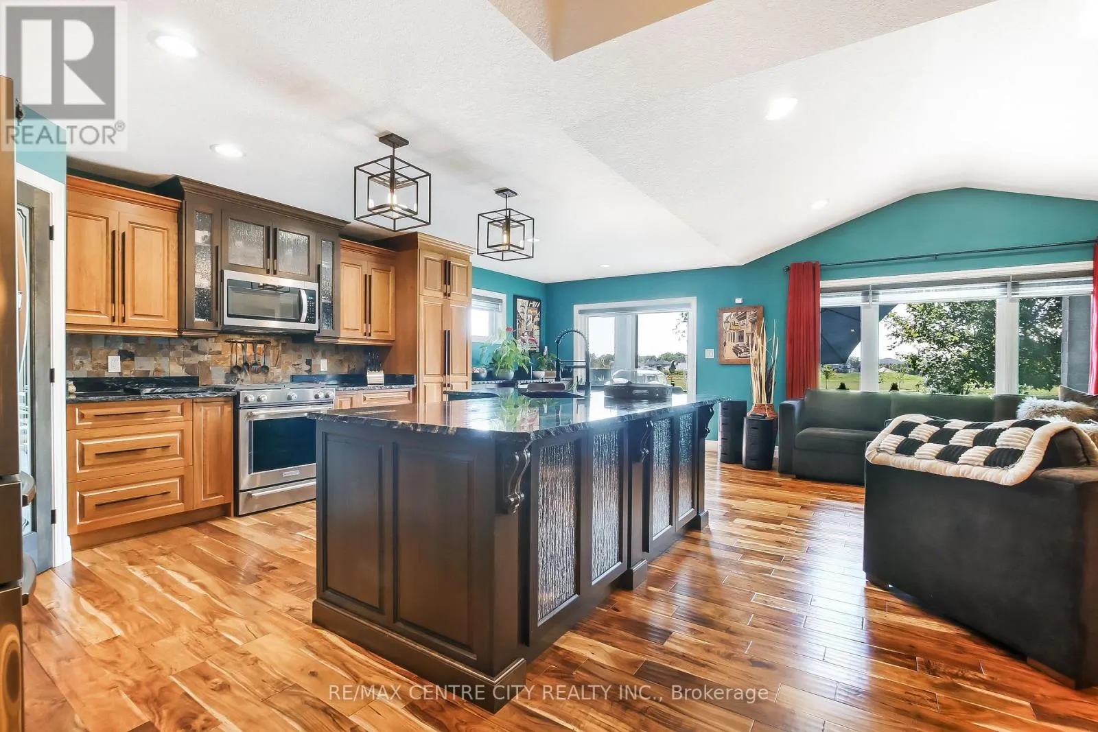 22 OAKMONT STREET