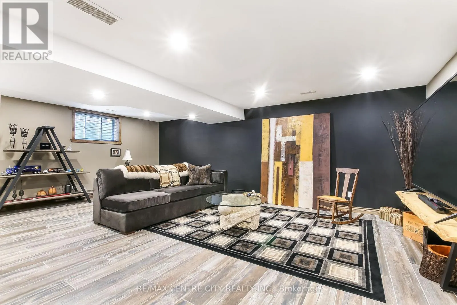 22 OAKMONT STREET