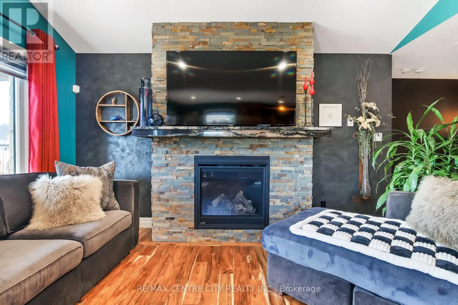 22 OAKMONT STREET