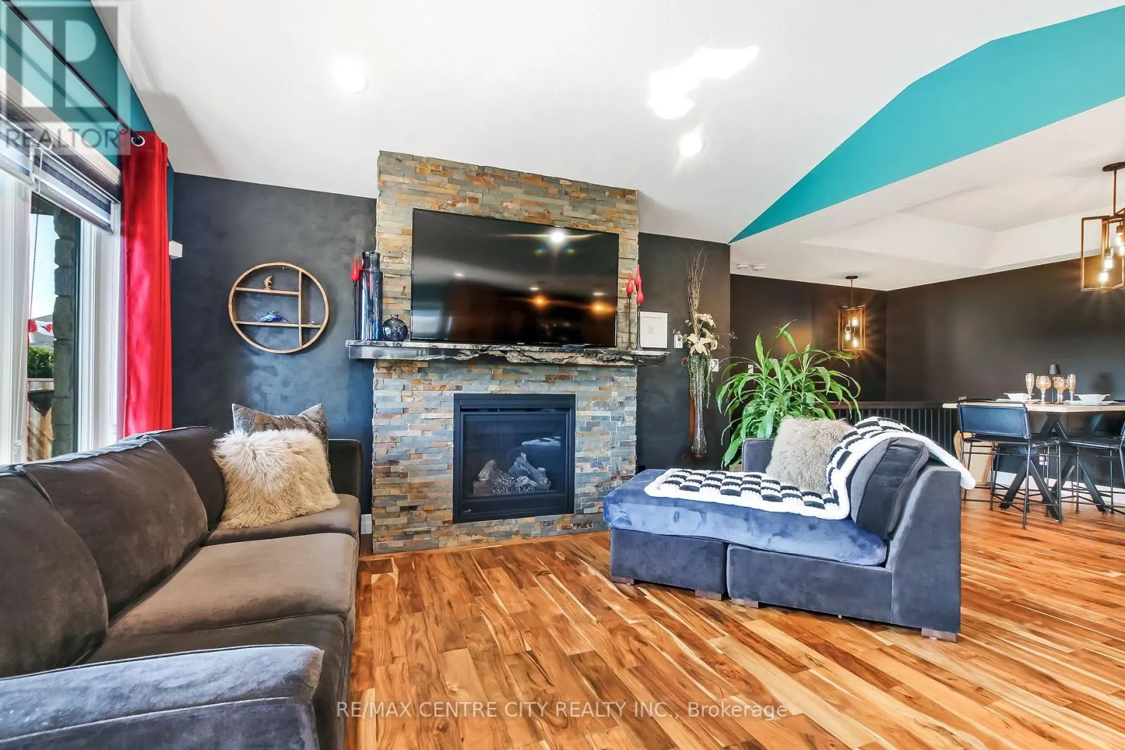 22 OAKMONT STREET