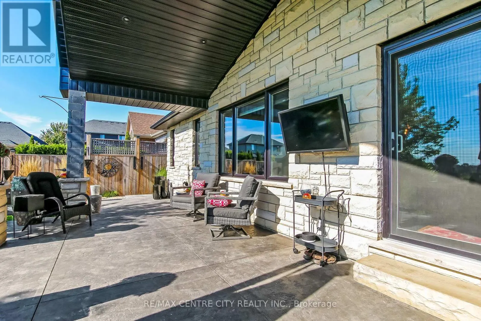 22 OAKMONT STREET
