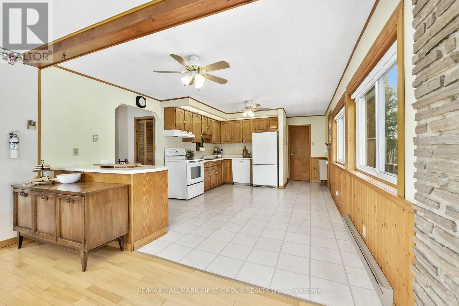 183 LAKE ROAD