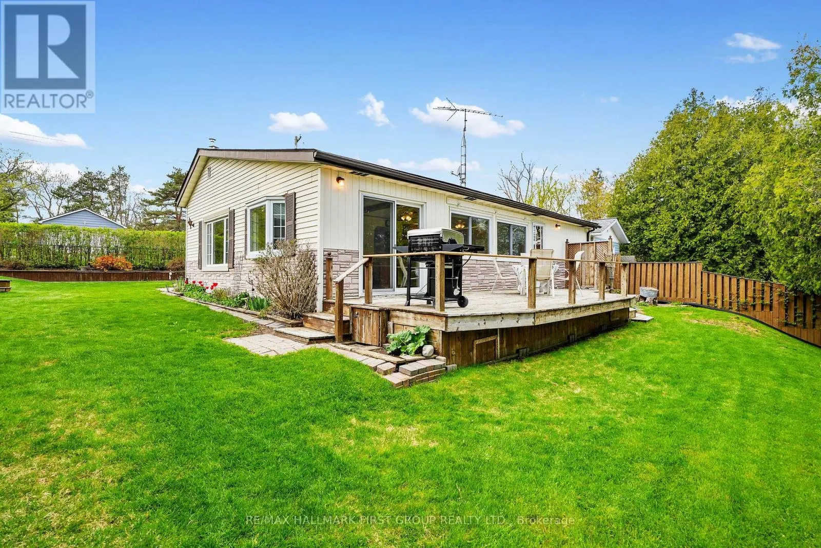 183 LAKE ROAD