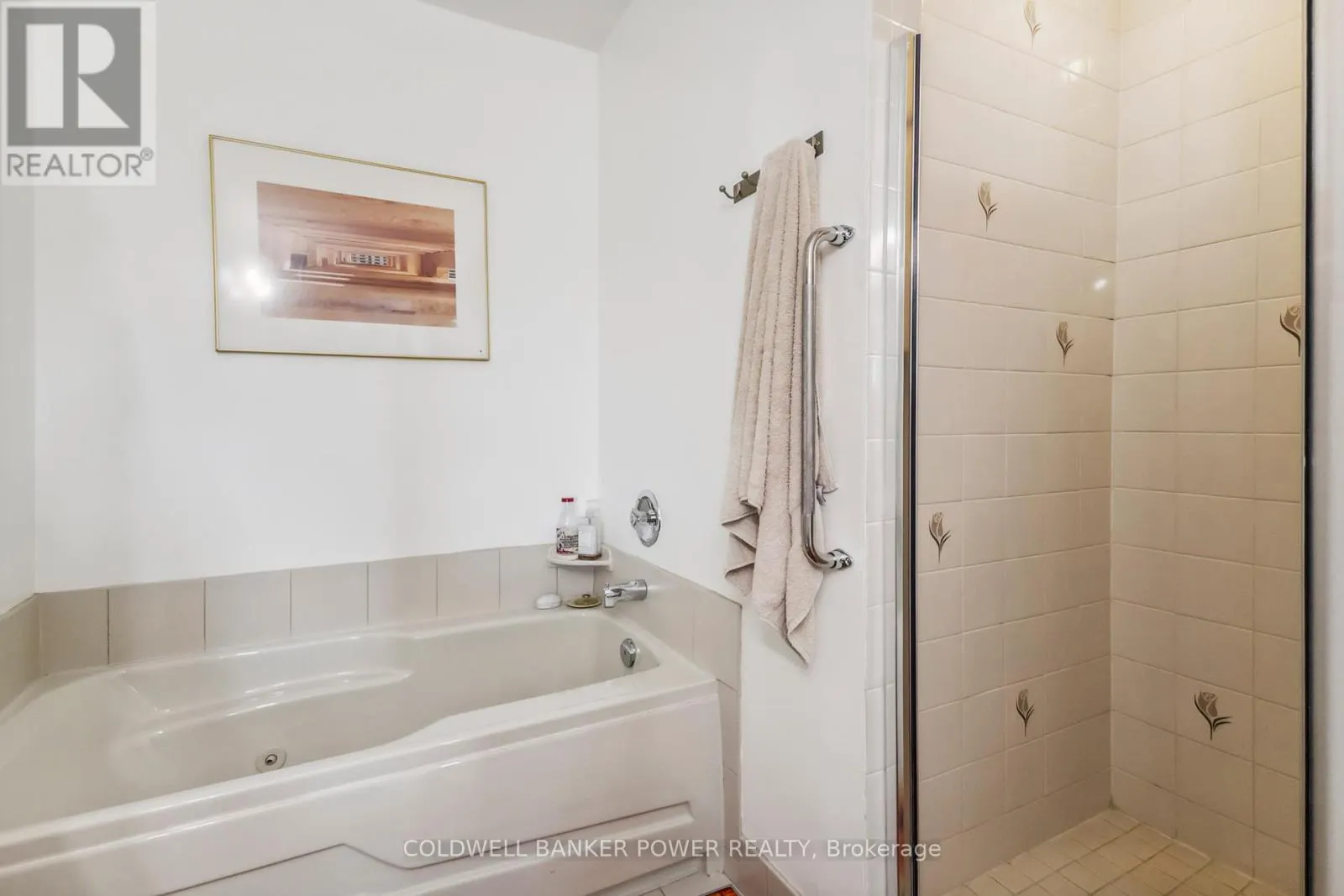 602 - 19 KING STREET, #602