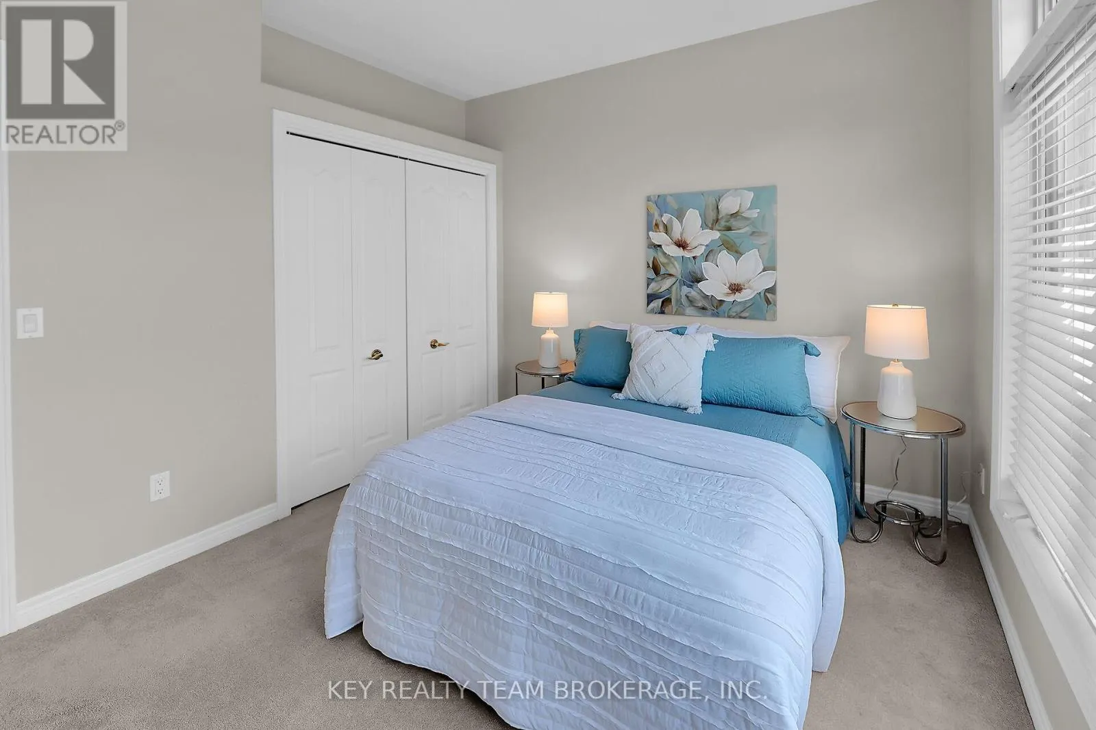 3 - 27 SCULLERS WAY, #3