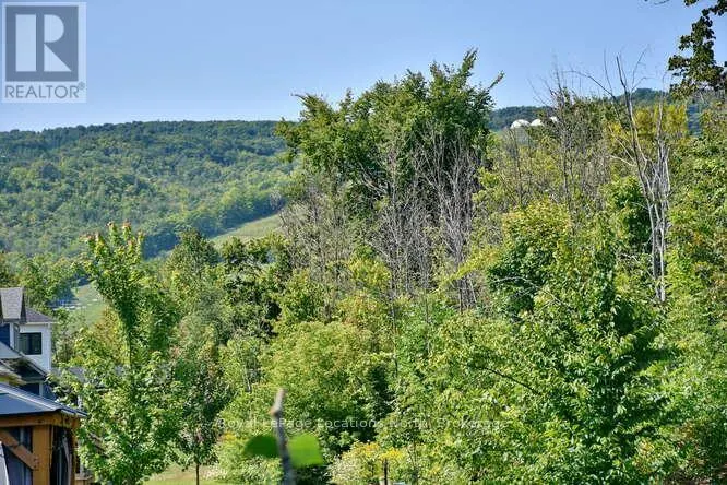128 SPRINGSIDE CRESCENT