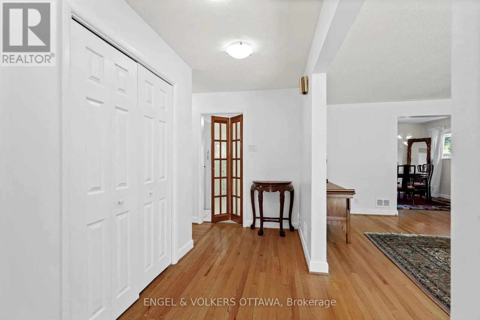 337 MOUNTBATTEN AVENUE