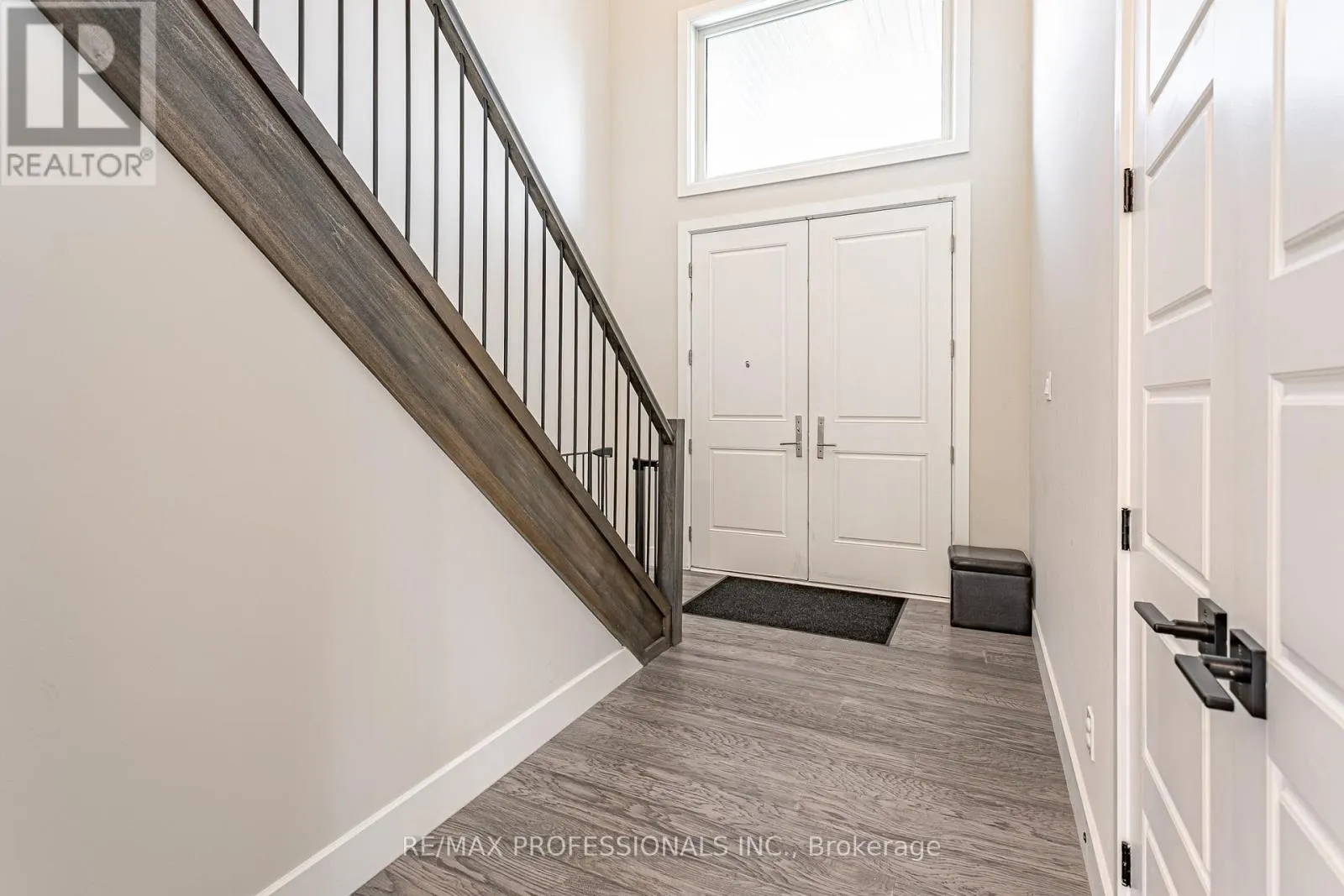 3328 ORIOLE DRIVE