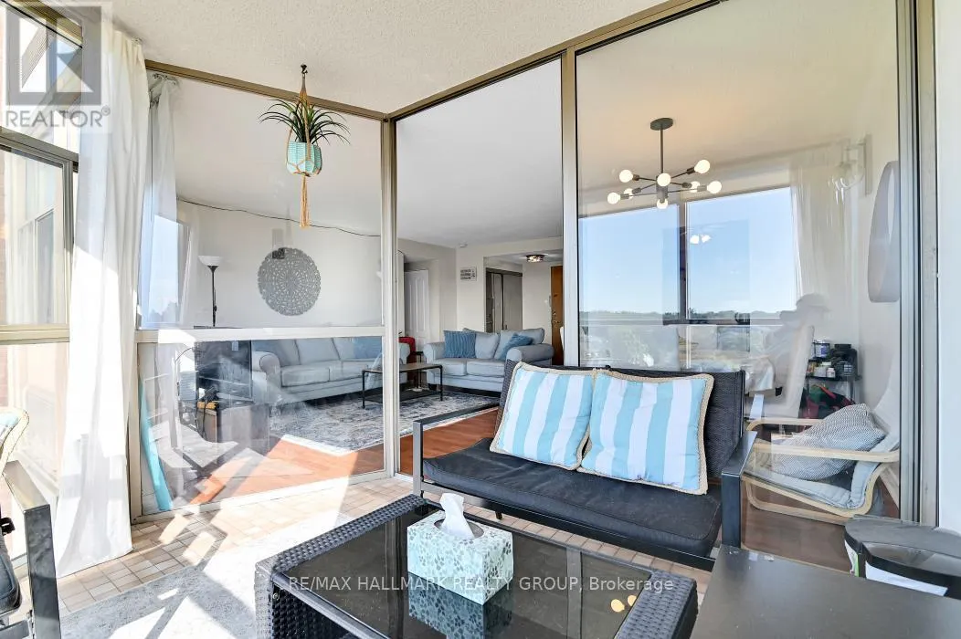 708 - 2760 CAROUSEL CRESCENT