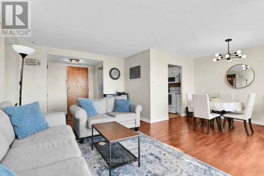 708 - 2760 CAROUSEL CRESCENT