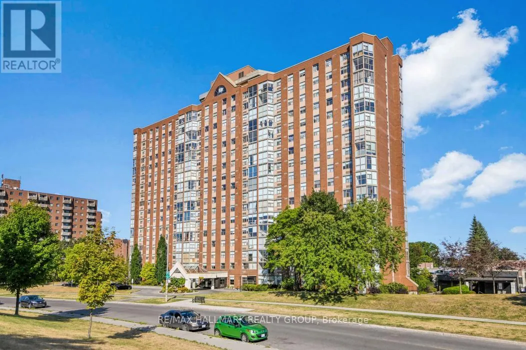708 - 2760 CAROUSEL CRESCENT