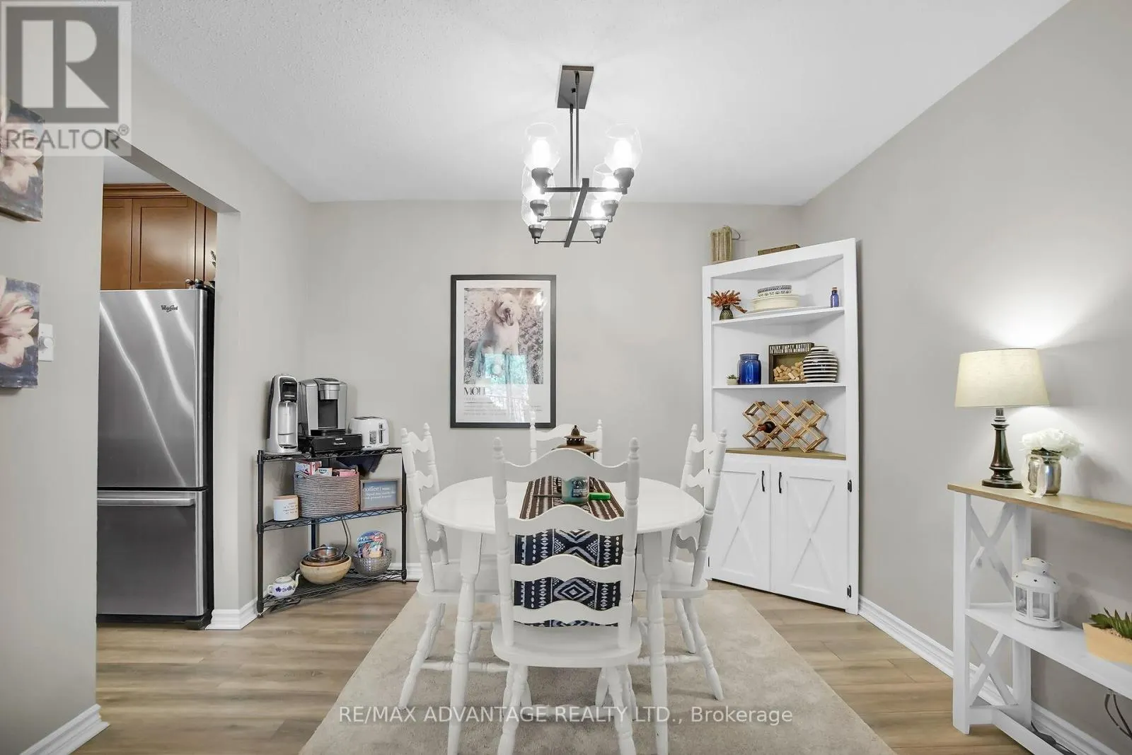 215 - 725 DEVERON CRESCENT, #215