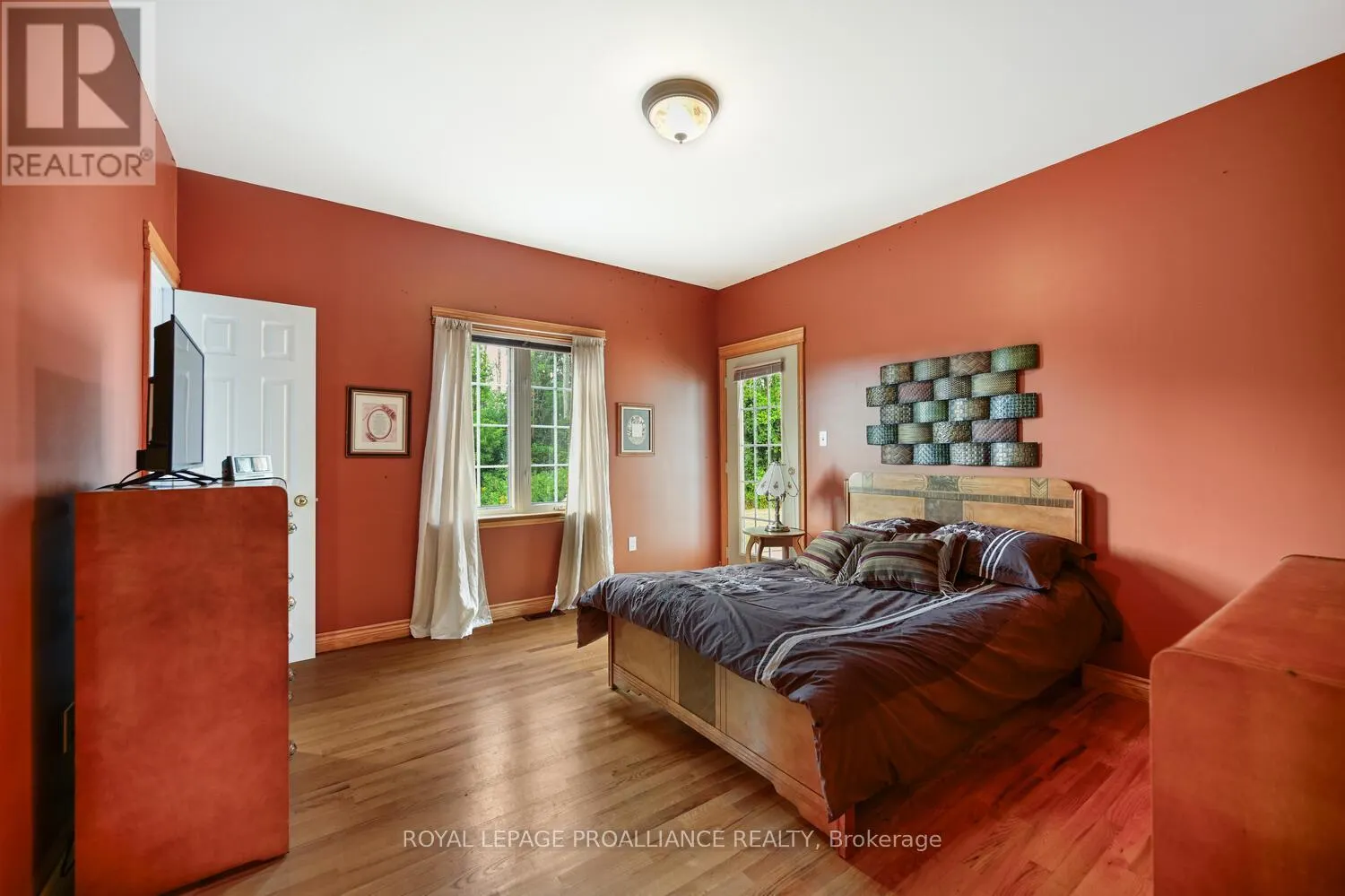 3560/3562 WEIR ROAD