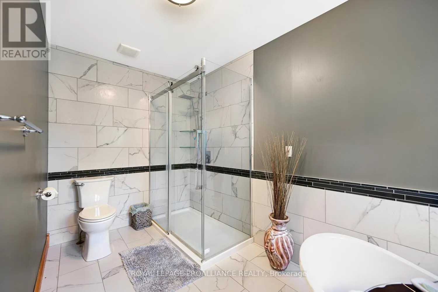 3560/3562 WEIR ROAD