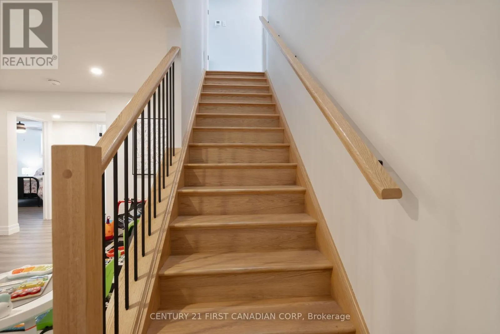 19 - 159 COLLINS WAY, #19