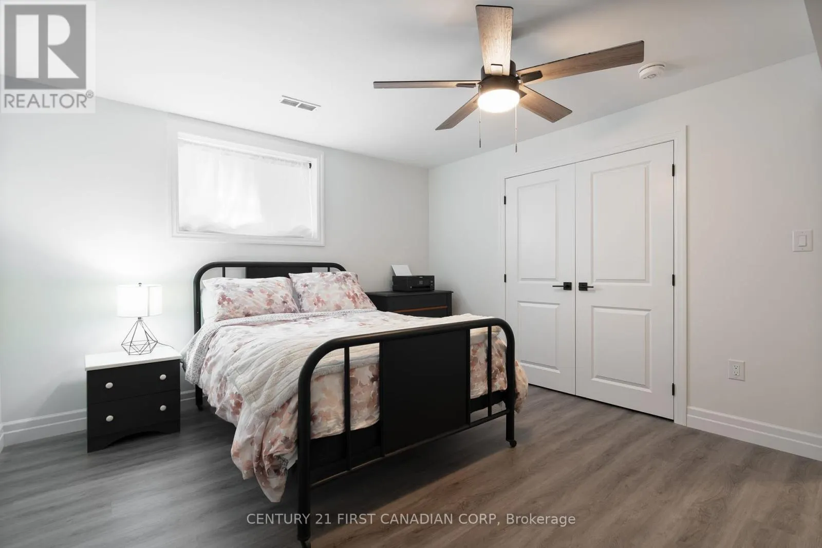 19 - 159 COLLINS WAY, #19