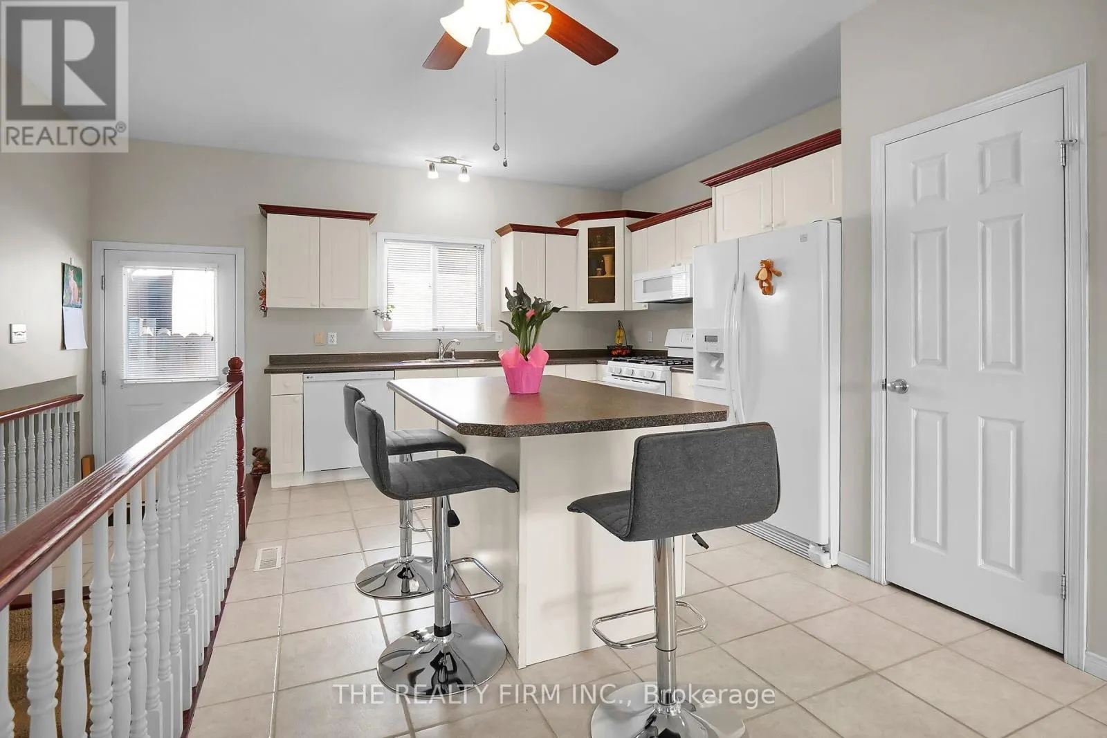 487 FOREST CREEK PLACE