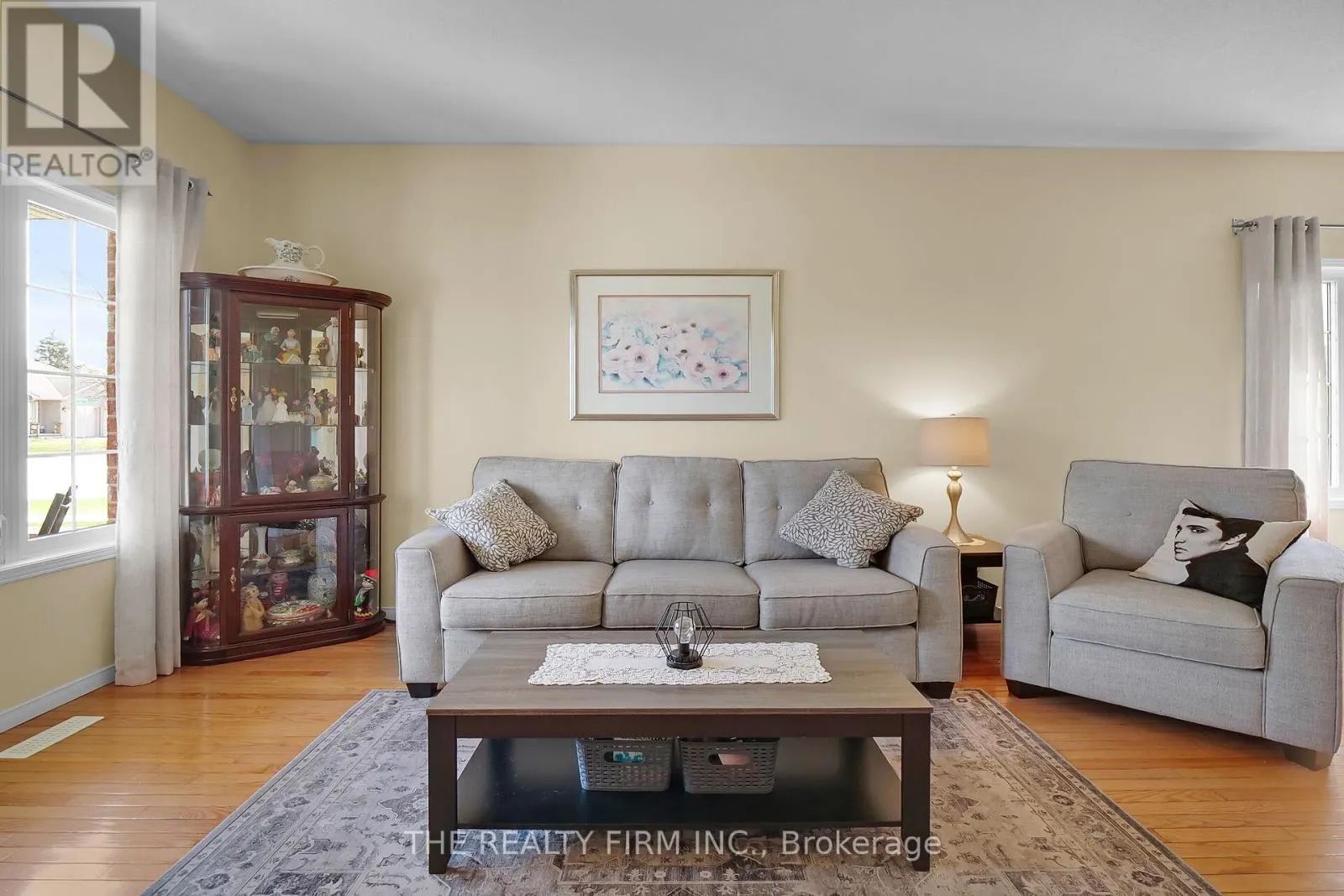 487 FOREST CREEK PLACE
