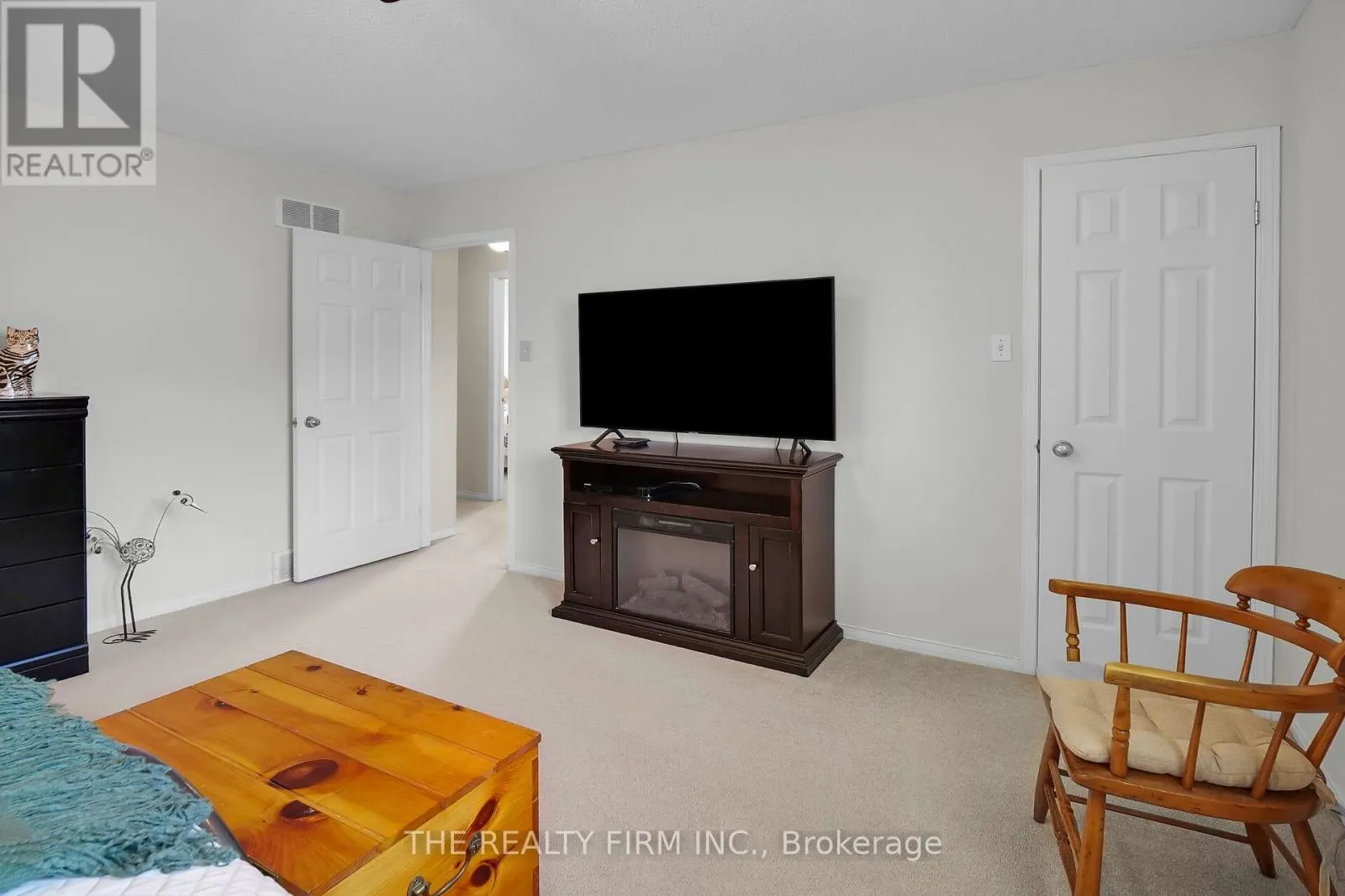 487 FOREST CREEK PLACE