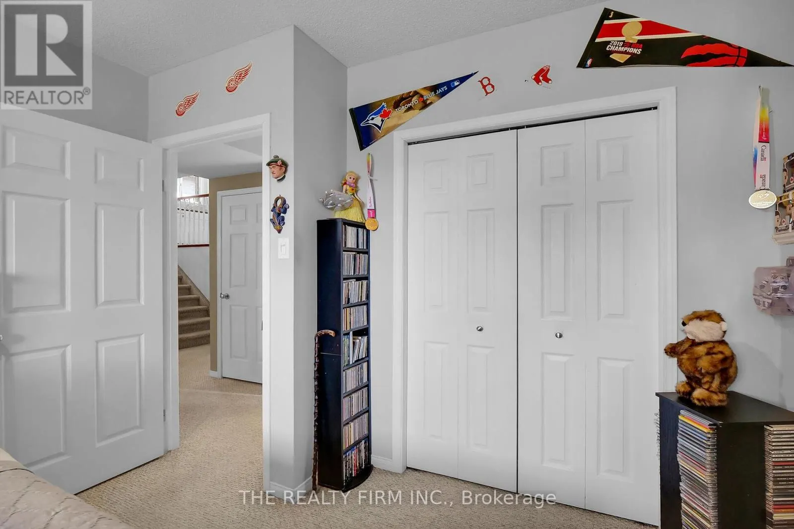 487 FOREST CREEK PLACE