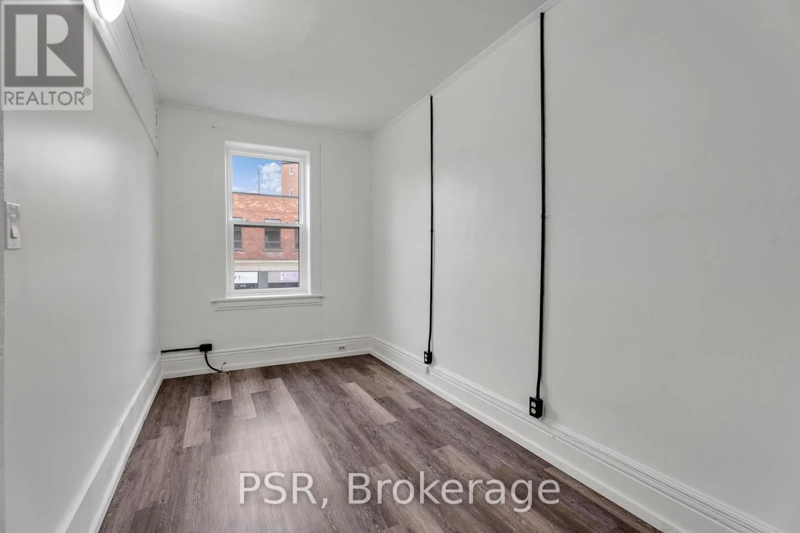 5 - 43 MANITOBA STREET, #5
