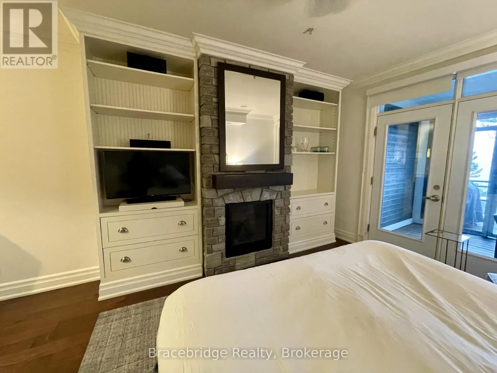 L204-D2 - 1869 MUSKOKA 118 HIGHWAY W, #L204-D2
