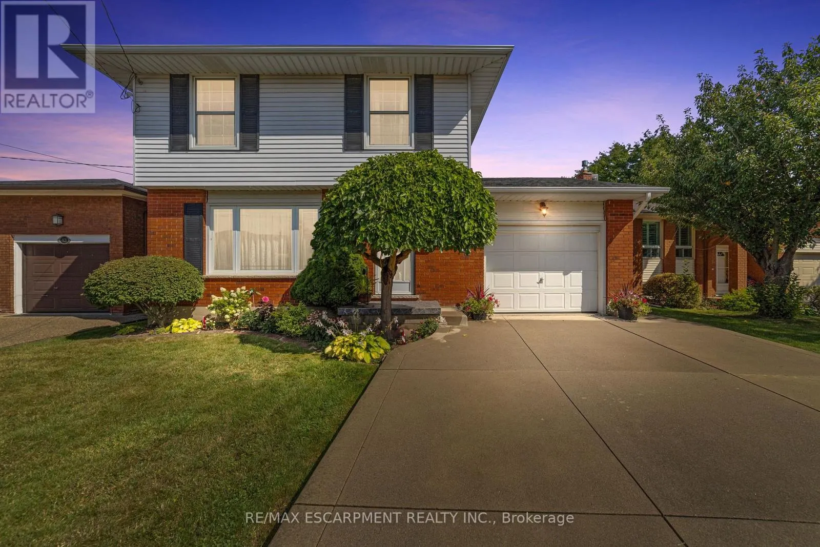 47 LEAWAY AVENUE