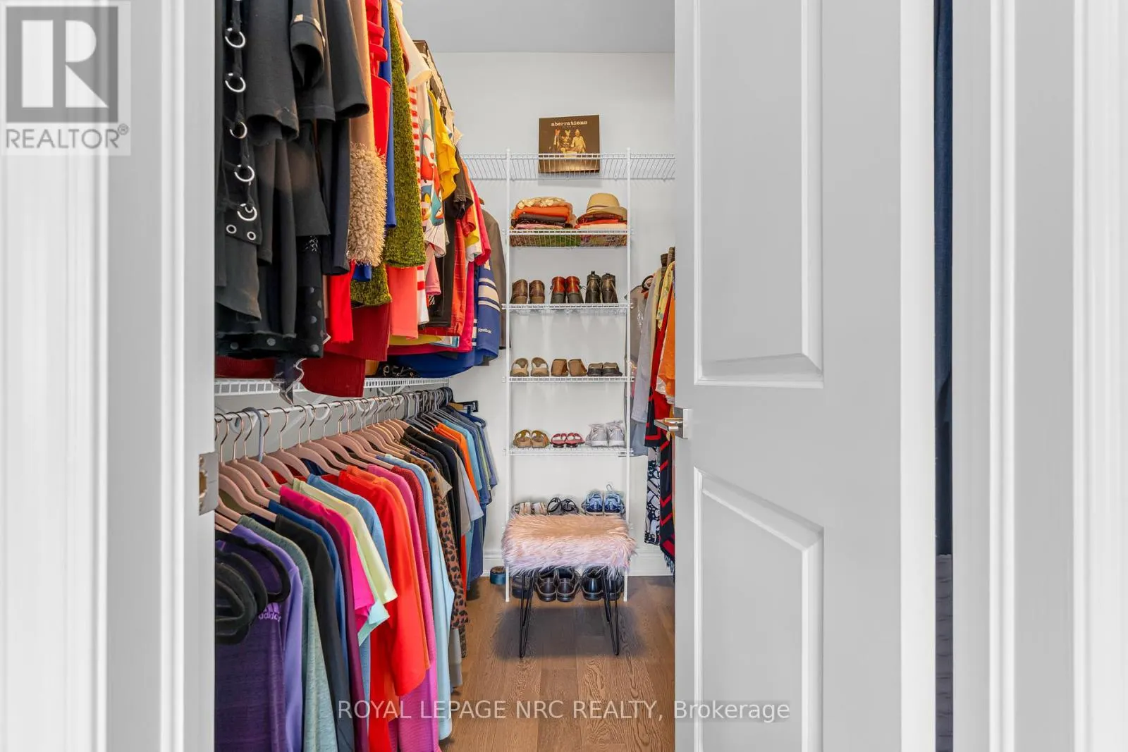48 - 180 PORT ROBINSON ROAD, #48