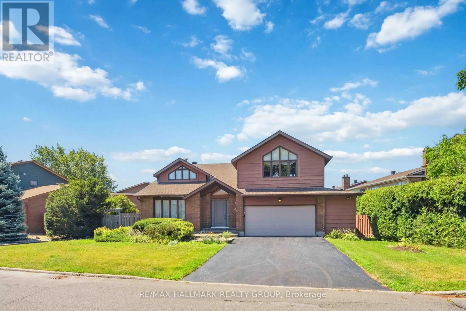 109 COUNTRY CLUB DRIVE