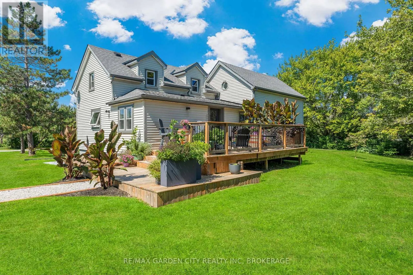 444 WEBBER ROAD