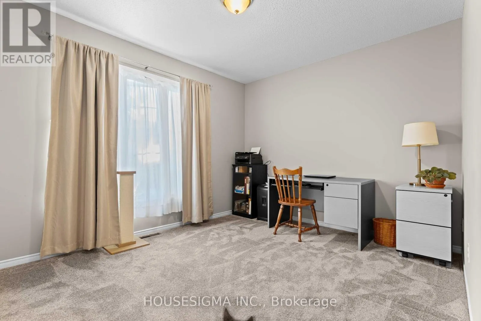 44 - 601 GRENFELL DRIVE, #44