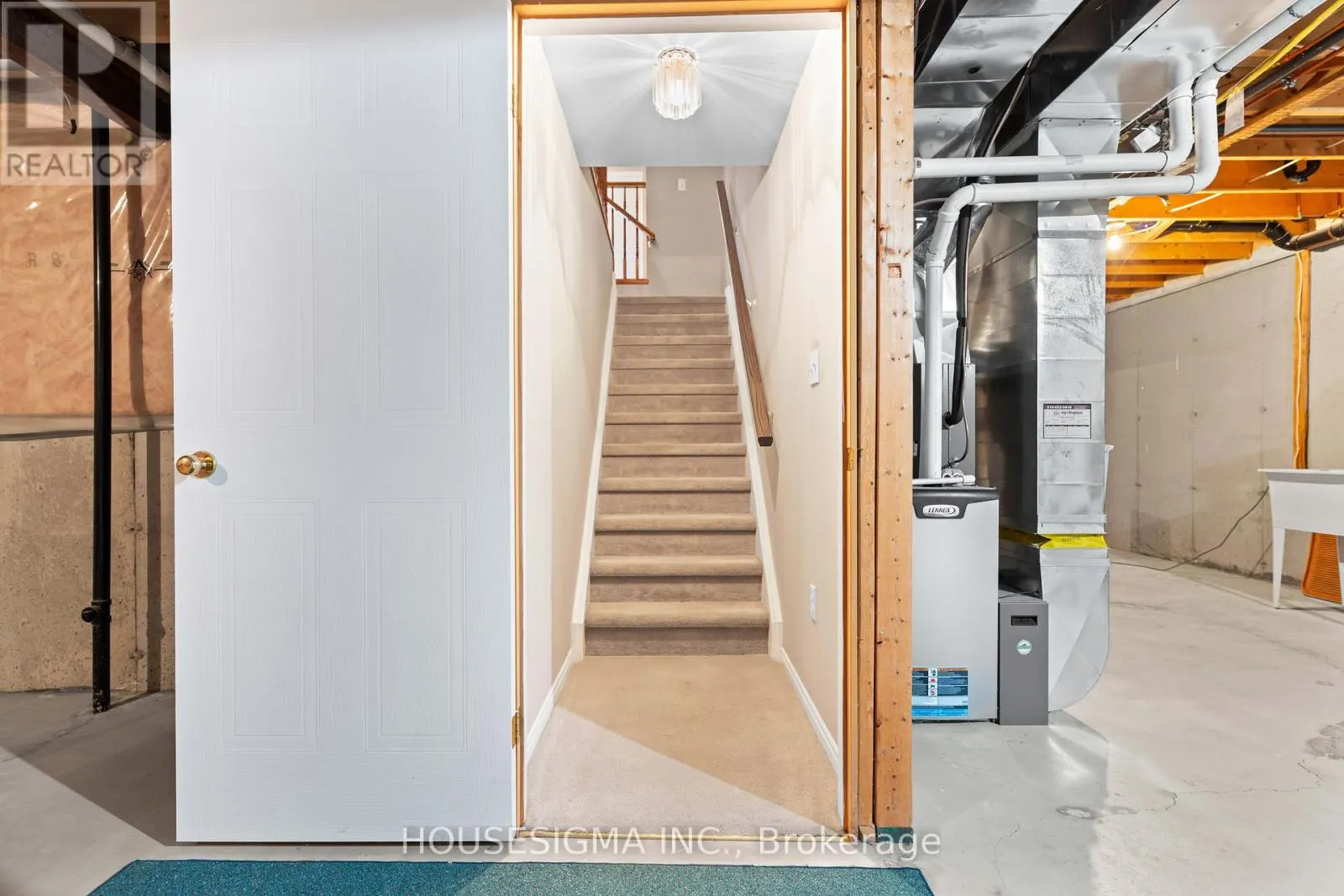 44 - 601 GRENFELL DRIVE, #44