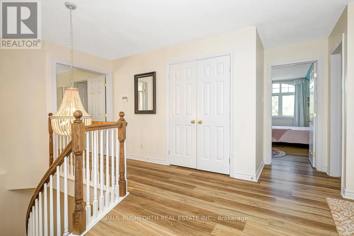843 LONG POINT CIRCLE
