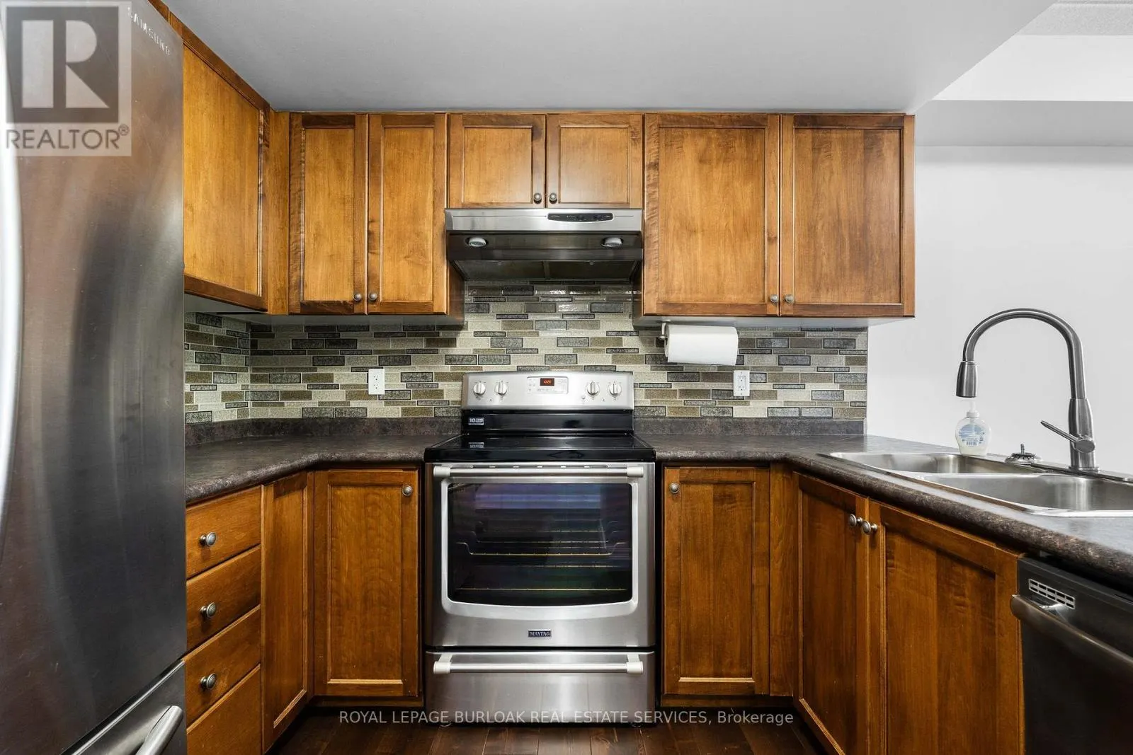 307 - 67 KINGSBURY SQUARE